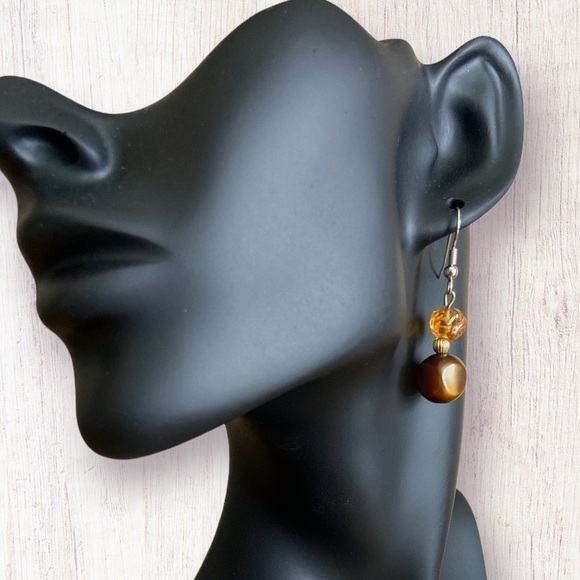 𝅺🦄 Faux Amber Beaded Dangling Earrings - Picture 1 of 9